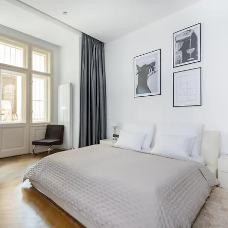 شقة Elegant Paris Ave With A Terrace