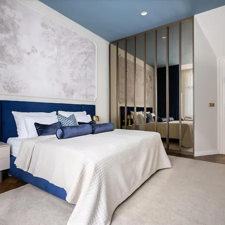 شقة Elegant Paris Ave With A Terrace براغ