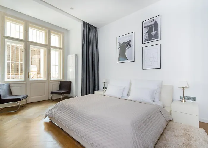 아파트 Elegant Paris Ave With A Terrace