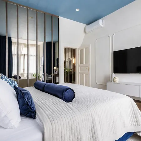 Apartman Elegant Paris Ave With A Terrace Prága
