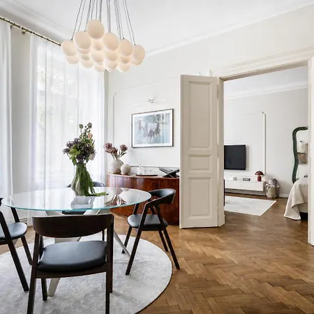 Apartman Elegant Paris Ave With A Terrace
