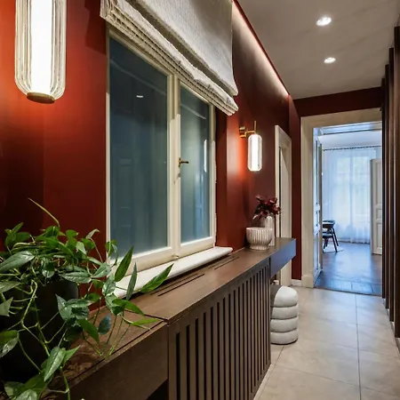 Apartman Elegant Paris Ave With A Terrace Prága